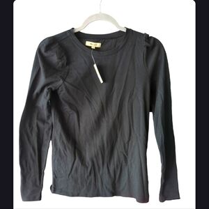 Madewell long puff sleeved black t-shirt. New with tags.